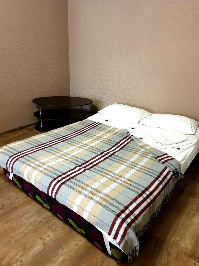 Apartment On Kravchuka, 11B Loetsk Buitenkant foto