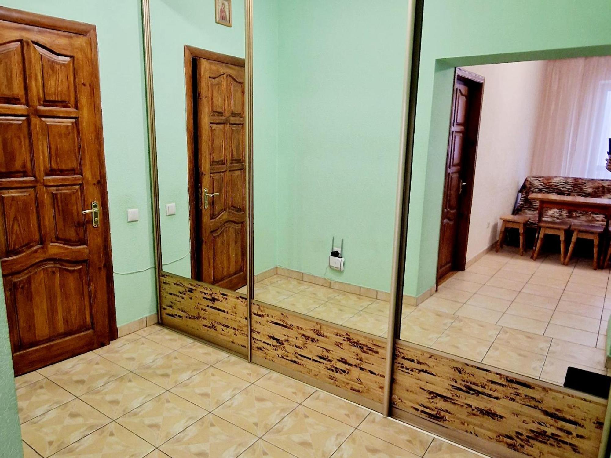 Apartment On Kravchuka, 11B Loetsk Buitenkant foto